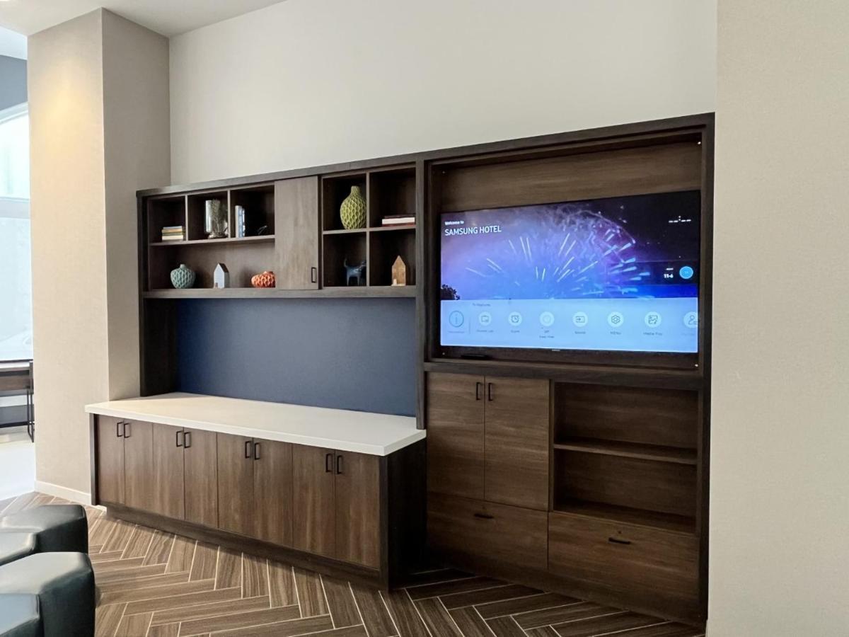 Home2 Suites By Hilton St Louis Downtown Saint Louis Exteriör bild